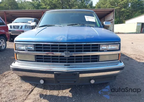 1992 Chevrolet Gmt-400 C1500 из США, поврежденный, VIN 1GCEC14K7NE182577